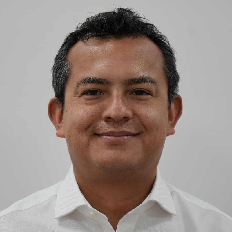Dr Salvador Acha Izquierdo